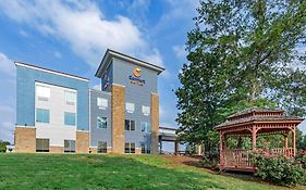 Comfort Suites Palestine