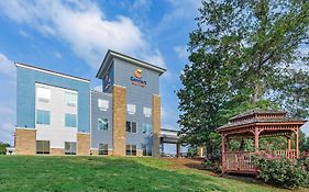 Comfort Suites Palestine